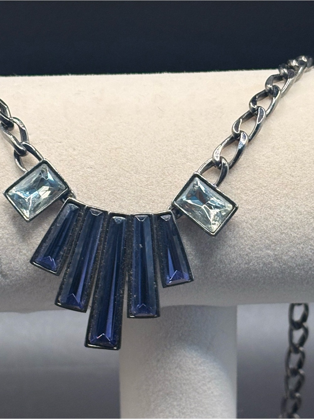 Givenchy Signed Gunmetal Blue Crystal Fan Statement Necklace Art Deco Indigo - Picture 3 of 9